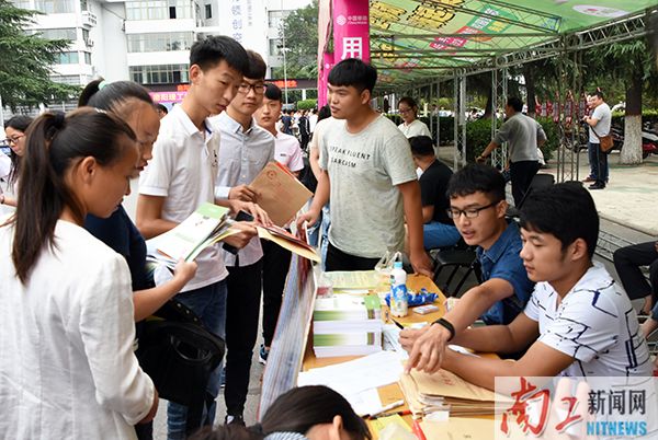 2017-09-10_090041_281110.jpg 花絮2.jpg