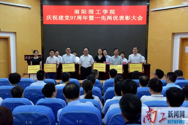 2018-06-28_180821_260713.jpg DSC_5484_副本.jpg