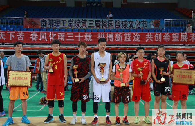 2017-05-03_091357_249489.png 2017-05-03_091357_249489.png