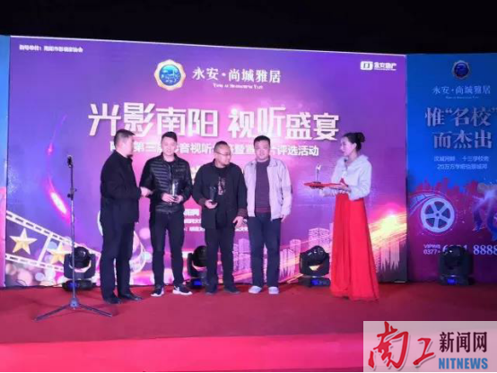 2017-03-29_180819_305328.png blob.png