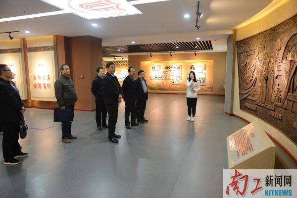 2017-11-16_101907_330806.jpg DSC_4787.JPG