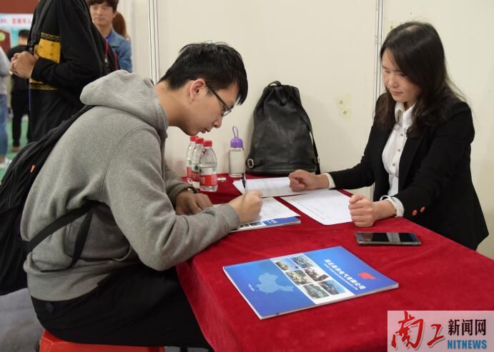 2018-04-21_171130_309490.jpg 2018-04-21_171130_309490.jpg