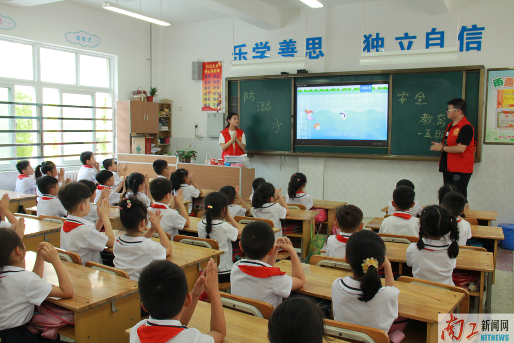 2018-06-13_181309_627639.png 2018-06-13_181309_627639.png