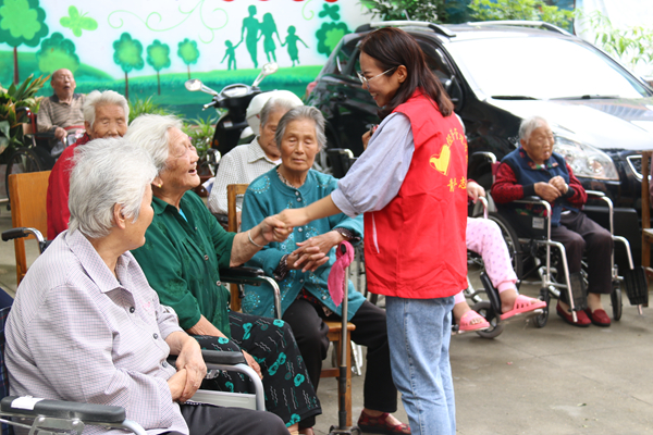 2018-09-25_175305_507049.jpg IMG_8415.JPG