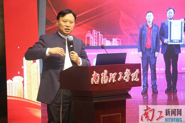 2017-11-06_161751_344719.jpg 5.JPG