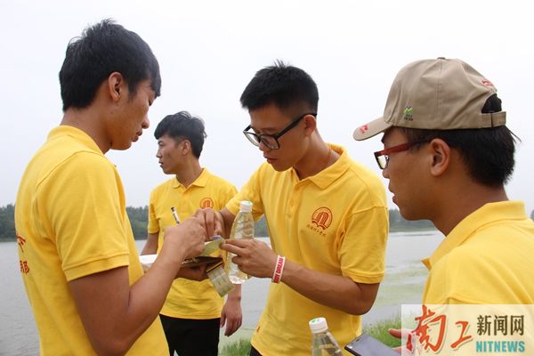 2016-07-22_113743_814232.jpg 生化志愿者4.JPG