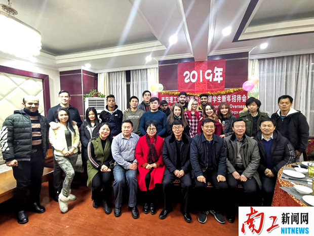 2019-01-01_163520_579436.png 12.png