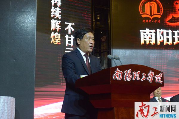 2017-10-07_171614_204948.jpg DSC_3741.JPG