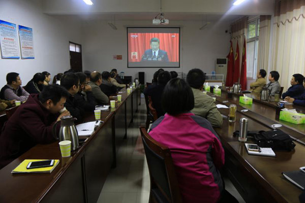 2017-10-19_095824_696870.jpg 2017-10-19_095824_696870.jpg