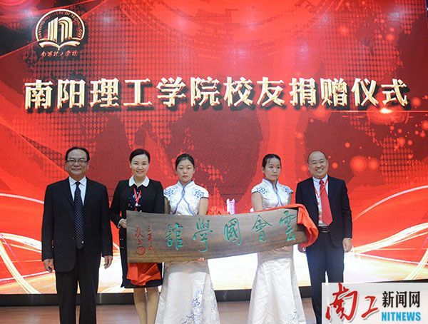 2017-10-06_181355_250441.jpg DSC_9784.jpg