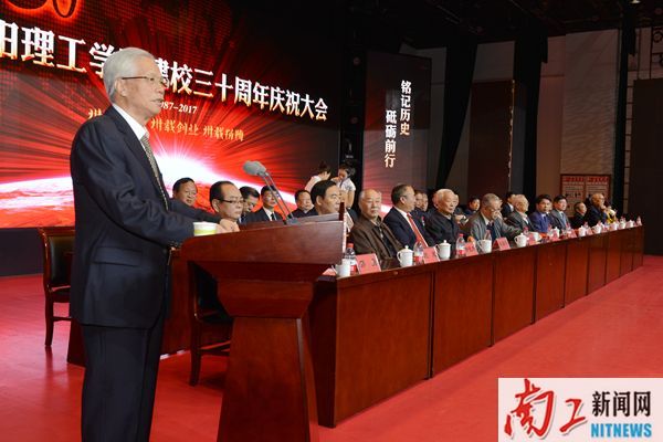 2017-10-07_172106_932397.jpg DSC_1352_副本.jpg