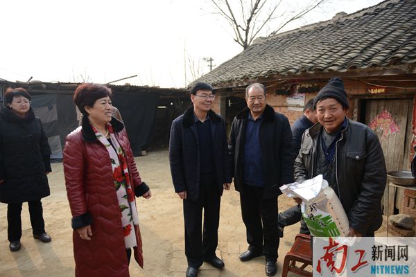 2018-01-01_205306_198034.jpg DSC_8586_副本.jpg