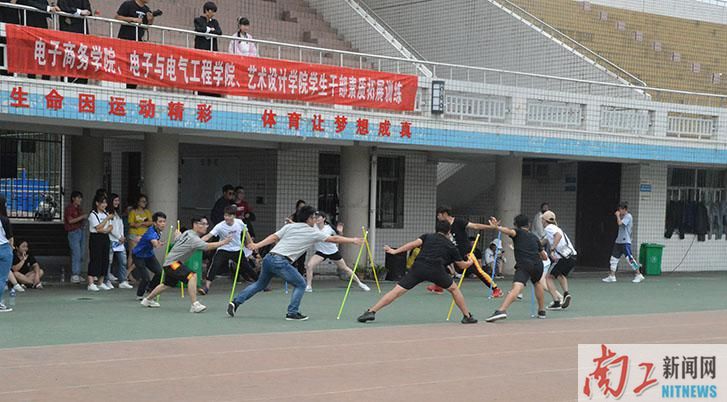 2018-05-29_144011_606169.jpg 2018-05-29_144011_606169.jpg