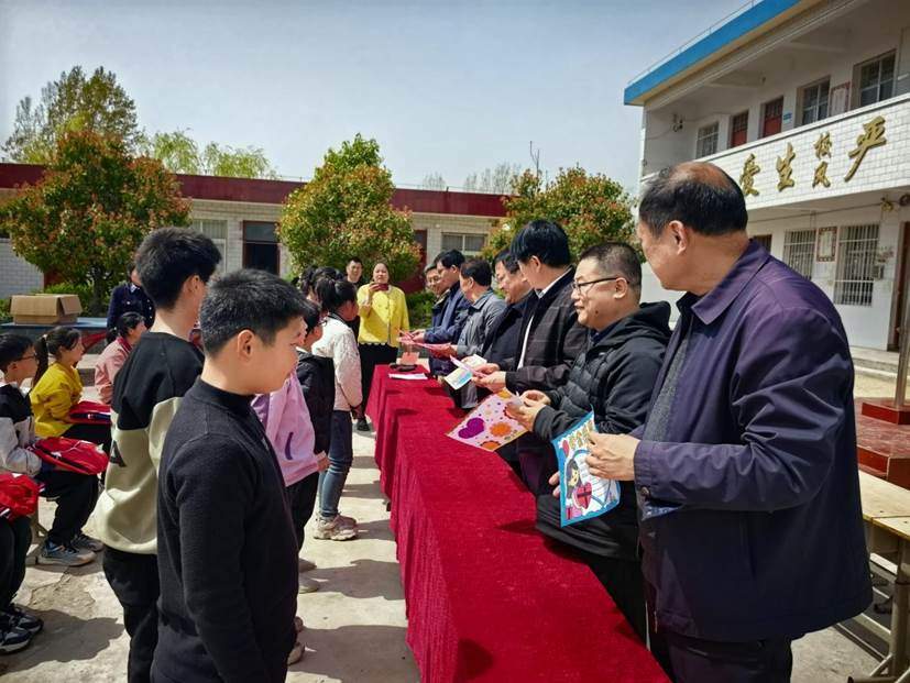 abf5c1864c017cf6dd0086945dc8001