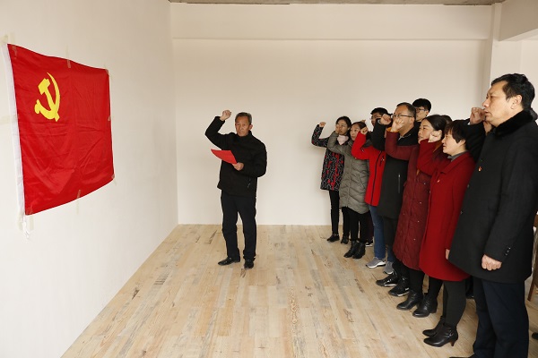 2018-12-06_171440_400639.jpg _MG_6931.JPG