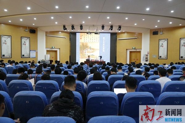 2019-05-14_152004_778521.jpg F48FD9A4D7B253B42FD0E41DB509F5B8.jpg